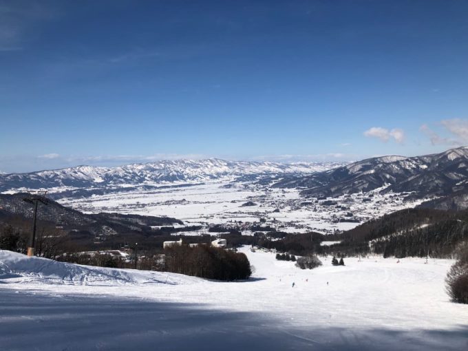 木島平スキー場の全景